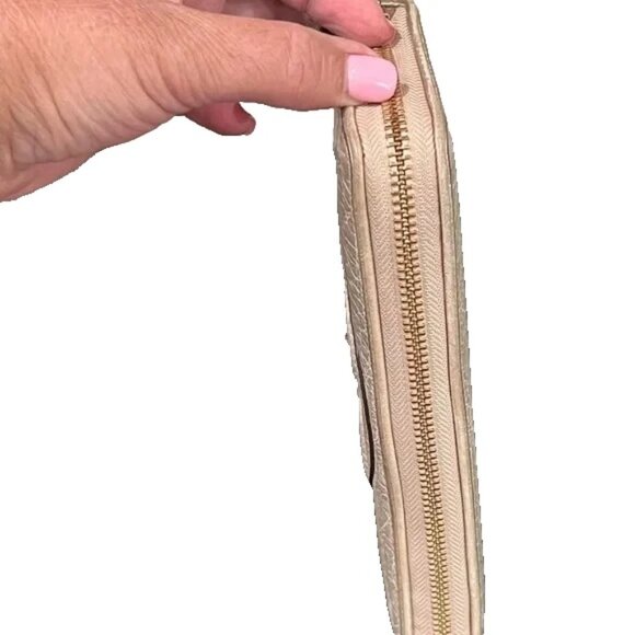 COACH AUDREY ACCORDIAN wallet Metallic Champagne Blush EUC 8 X 4 X 1 - Picture 5 of 6